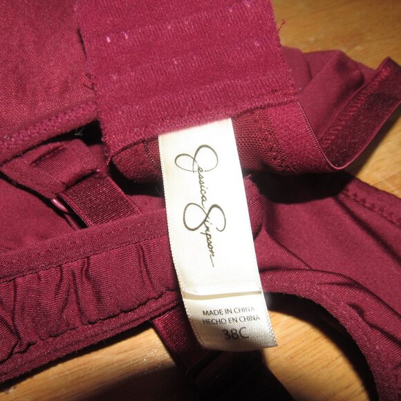 JESSICA SIMPSON Burgandy Underwire Padded Bra Size 38C - Picture 4 of 4